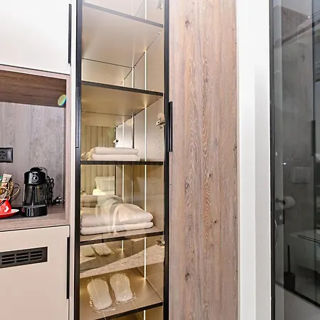 Mare Nostrum & Lejlighed *