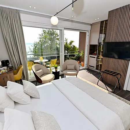 Mare Nostrum & Lejlighed