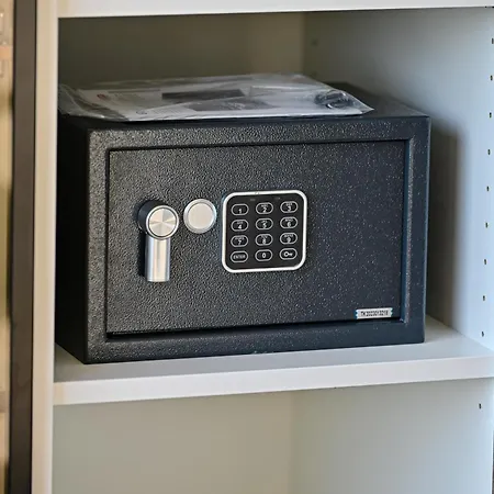 Mare Nostrum & شقة